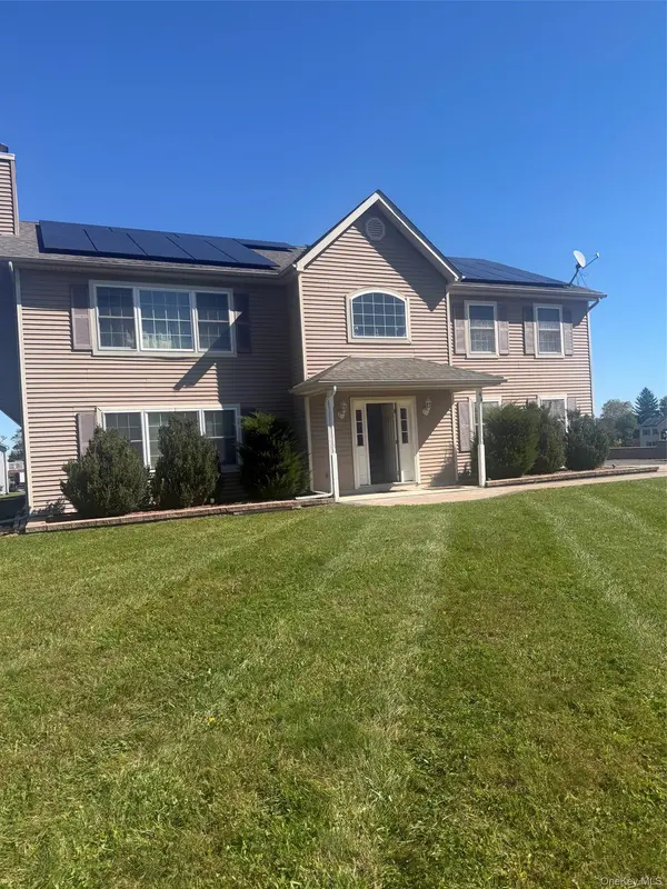 44 Beverly RD, Middletown, NY 10940