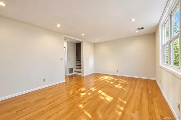 207 Sunset BLVD #9207B, Bronx, NY 10473