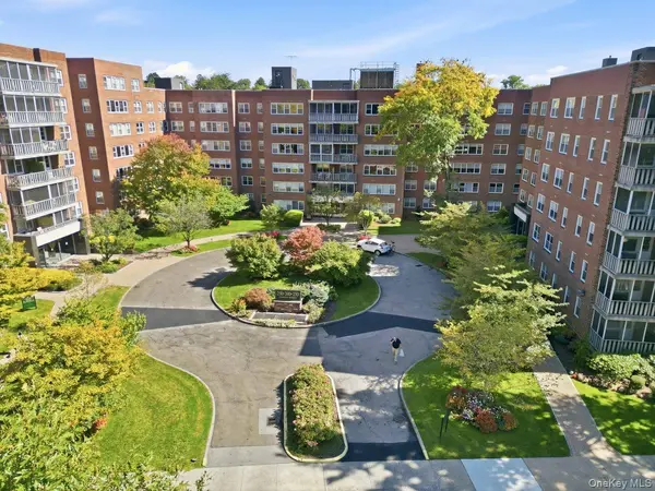 250 Garth RD #5B3, Scarsdale, NY 10583
