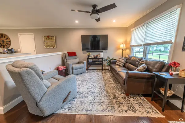 1322 Tall Grass CT, Eudora, KS 66025