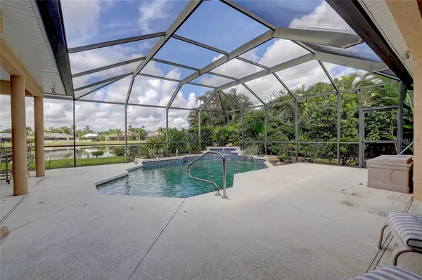 12306 GREENBRIER WAY, Lakewood Ranch, FL 34202