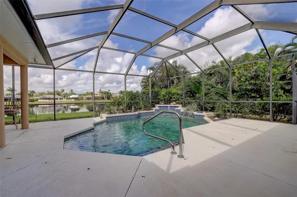 12306 GREENBRIER WAY, Lakewood Ranch, FL 34202