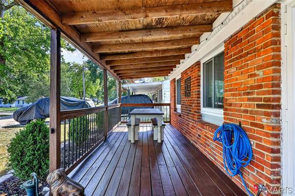 5 Juno DR, Wentzville, MO 63385