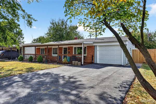 5 Juno DR, Wentzville, MO 63385