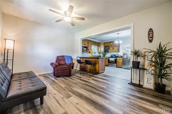 1311 Forest LN, Poplar Bluff, MO 63901