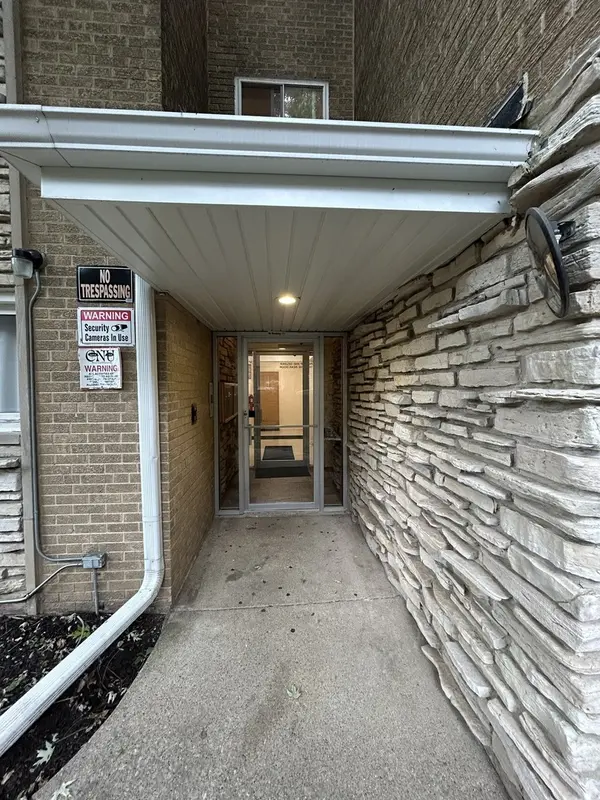 602 Mulford ST #1B, Evanston, IL 60202