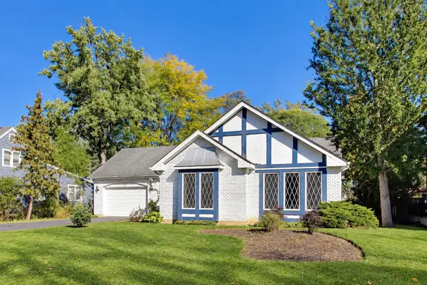 911 Glenwood LN, Glenview, IL 60025