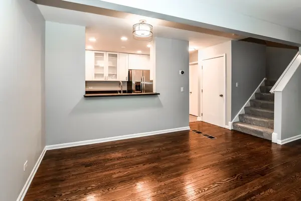 804 E Hillside AVE #804, Barrington, IL 60010
