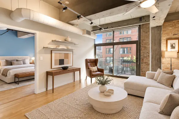 400 W ONTARIO ST #502, Chicago, IL 60654