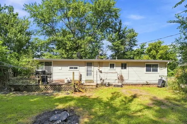 7425 25TH ST, Milan, IL 61264