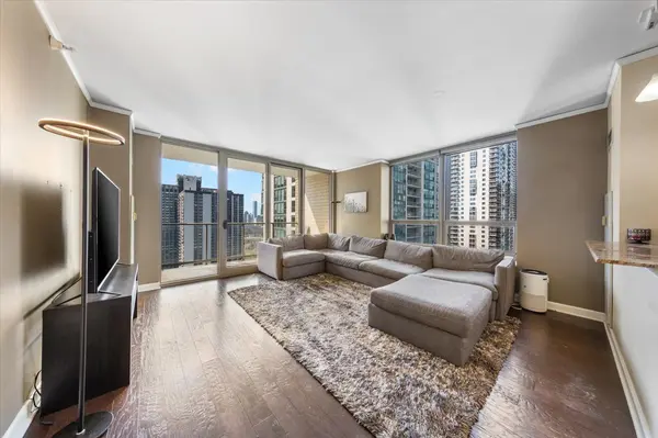 420 E Waterside DR #2303, Chicago, IL 60601