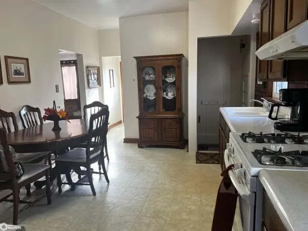 211 S State ST, Titonka, IA 50480