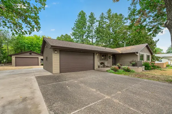 5612 261st ST, Wyoming, MN 55092