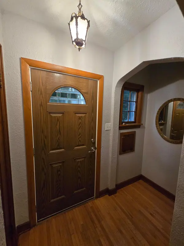 1109 3rd ST NW, Austin, MN 55912