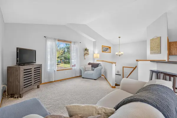 10593 287th AVE NW, Zimmerman, MN 55398