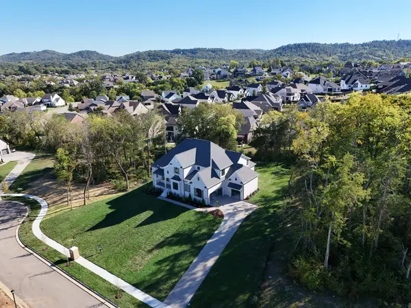 9906 Amarosa Court, Brentwood, TN 37027