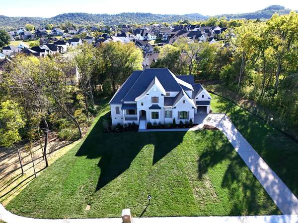 9906 Amarosa Court, Brentwood, TN 37027