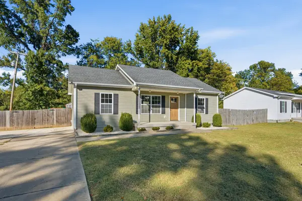 101 Brookside Dr, Dickson, TN 37055