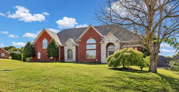 3004 Edgemont Dr, Clarksville, TN 37043