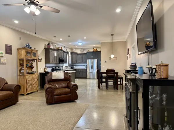 288 Curtis Ln, Dunmor, KY 42339