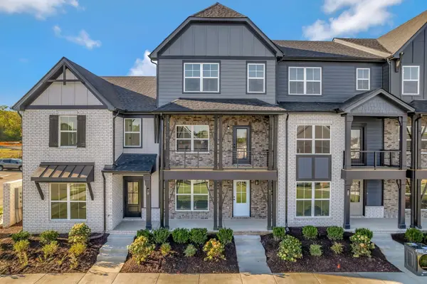 614 Granbury Pvt Drive, Hendersonville, TN 37075