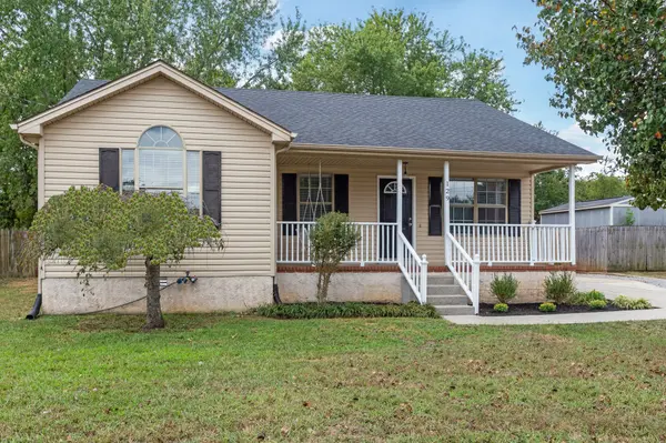 129 Riverwood Dr, La Vergne, TN 37086