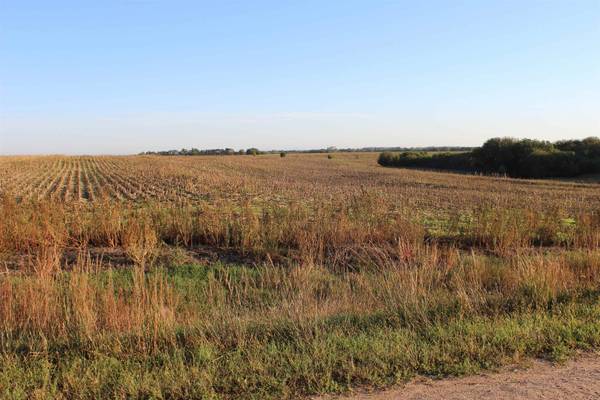 2001 Jade Road, Aurora, KS 66210-1234