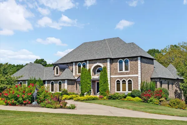6279 N Farm Road 215, Strafford, MO 65757