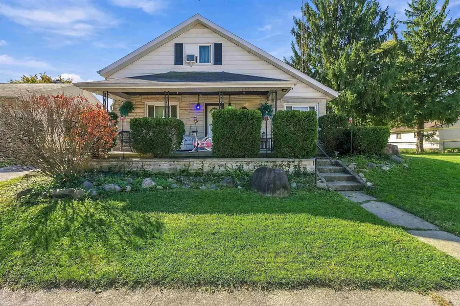 556 E Marshall ST, Marion, IN 46952