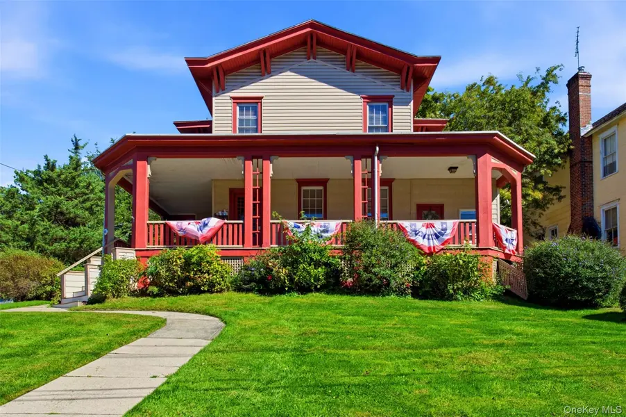 801 Main ST, Port Jefferson Village, NY 11777