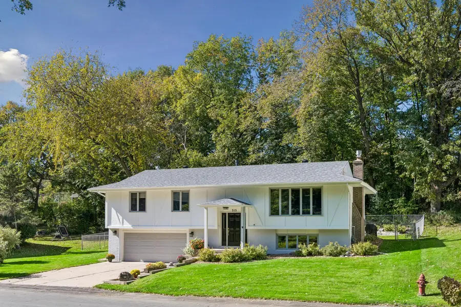 315 Heather LN, Long Lake, MN 55356