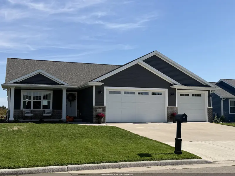 1013 GRASSY MEADOW LN, Menasha, WI 54952