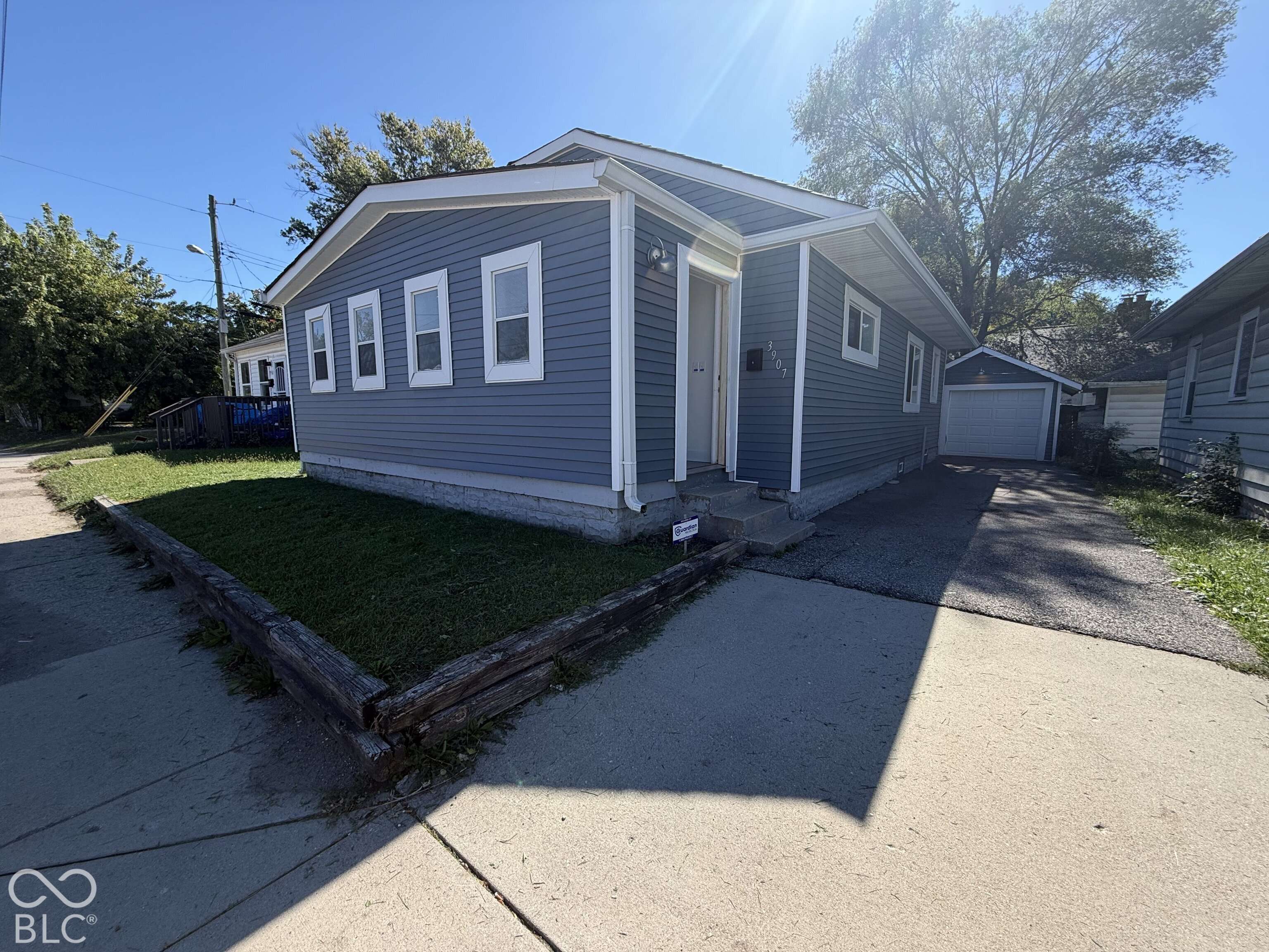 3907 E 16th ST, Indianapolis, IN 46201