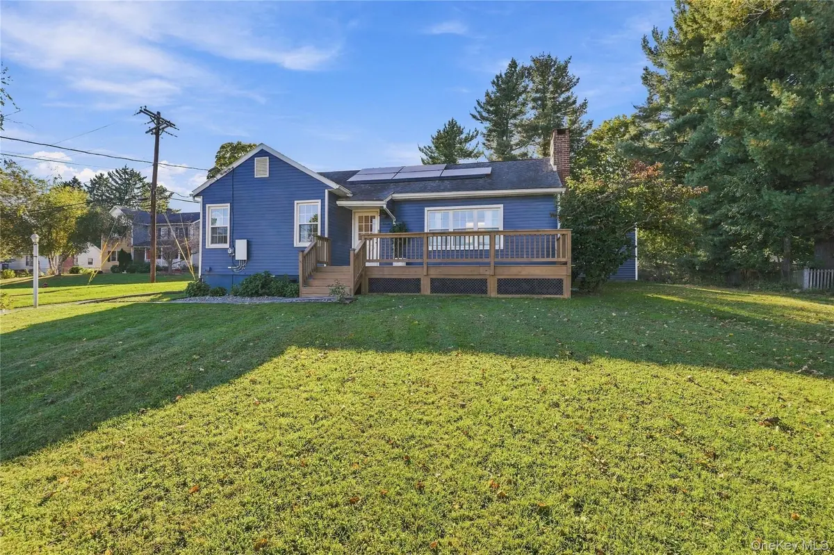 11 Overlook DR, Warwick, NY 10990