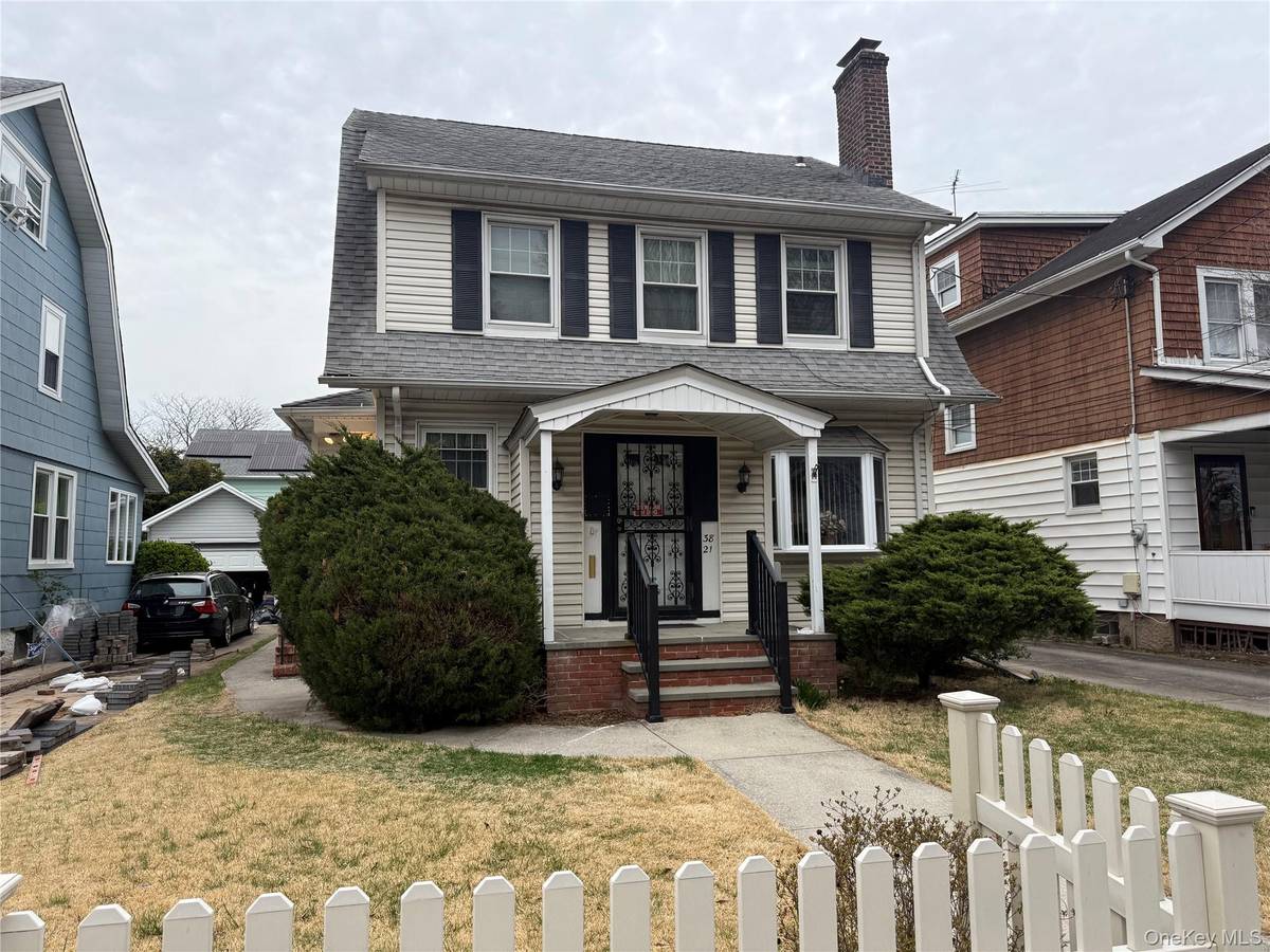 3821 218 St #2 floor, Bayside, NY 11361