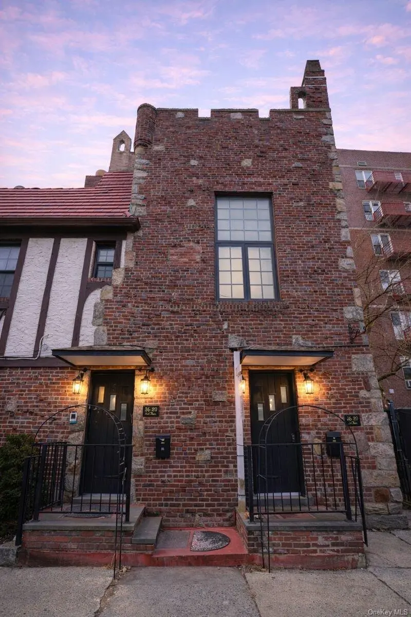 36-20 190th ST, Flushing, NY 11358