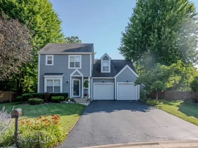 4 Mainsail CT, Third Lake, IL 60030