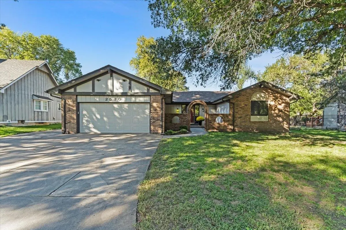 2530 Glacier Dr, Wichita, KS 67215