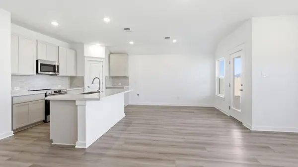 112 Hazy View RD, San Marcos, TX 78666
