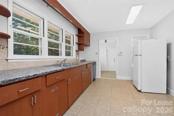 6038 Preston LN, Charlotte, NC 28270