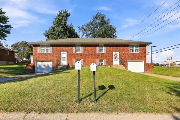 1101 SW Westminister RD, Blue Springs, MO 64014