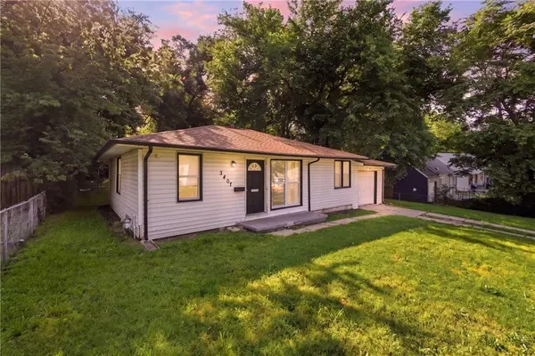 3407 Norton AVE, Kansas City, MO 64128