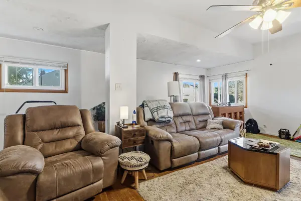 556 E Marshall ST, Marion, IN 46952