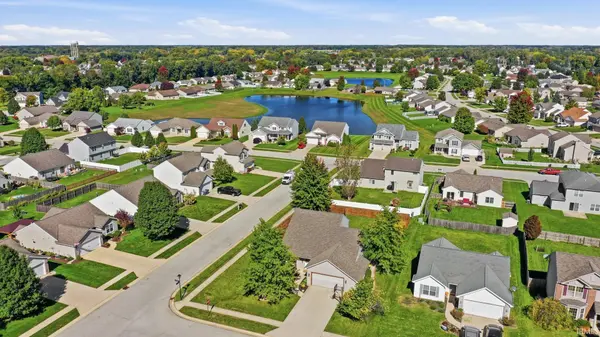 830 Stockwillow CT, Huntertown, IN 46748-9239