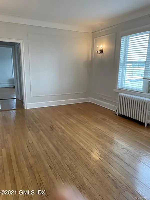 271 Greenwich AVE #3D, Greenwich, CT 06830