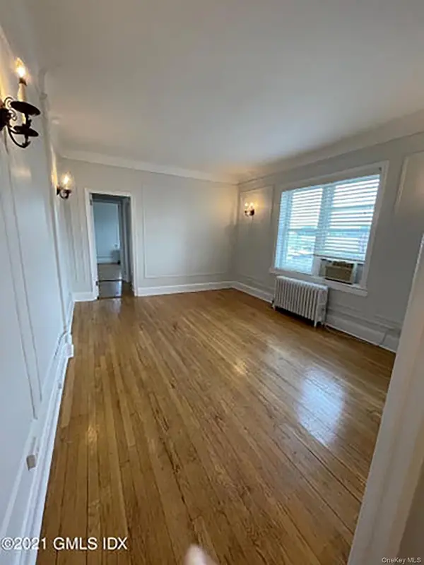 271 Greenwich AVE #3D, Greenwich, CT 06830