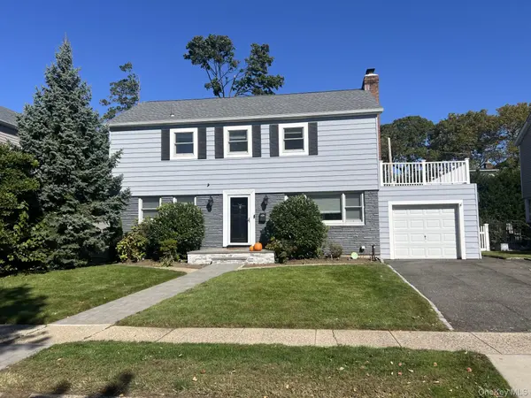 601 Lakeview AVE, Rockville Centre, NY 11570