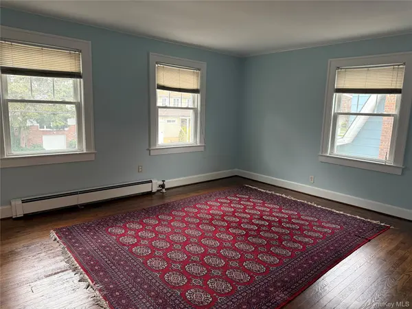 3821 218 St #2 floor, Bayside, NY 11361