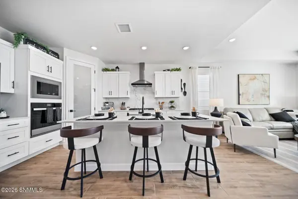 5081 Sand Stream RD, Las Cruces, NM 88012