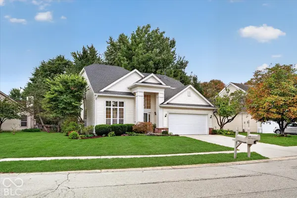 631 Burr Oak DR, Carmel, IN 46032